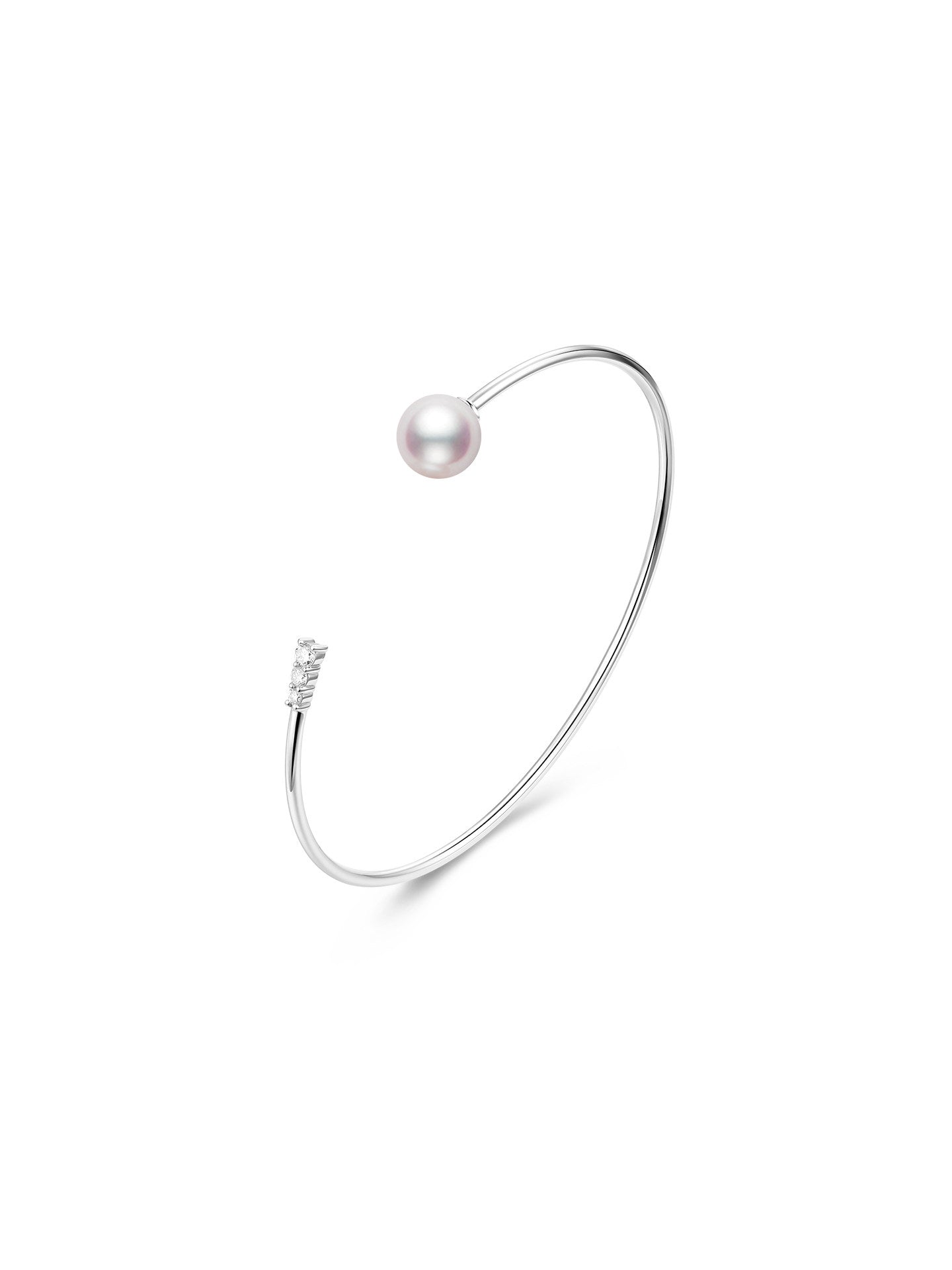 Natural Cultured Saltwater Akoya Pearl 18K Gold and Natural Diamond Stretch Bracelet