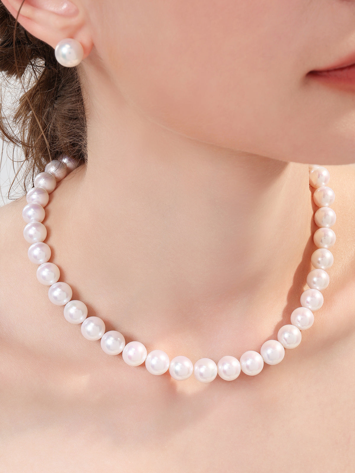 Classic style Certified Natural Cultured Freshwater Pearl 18K Earring