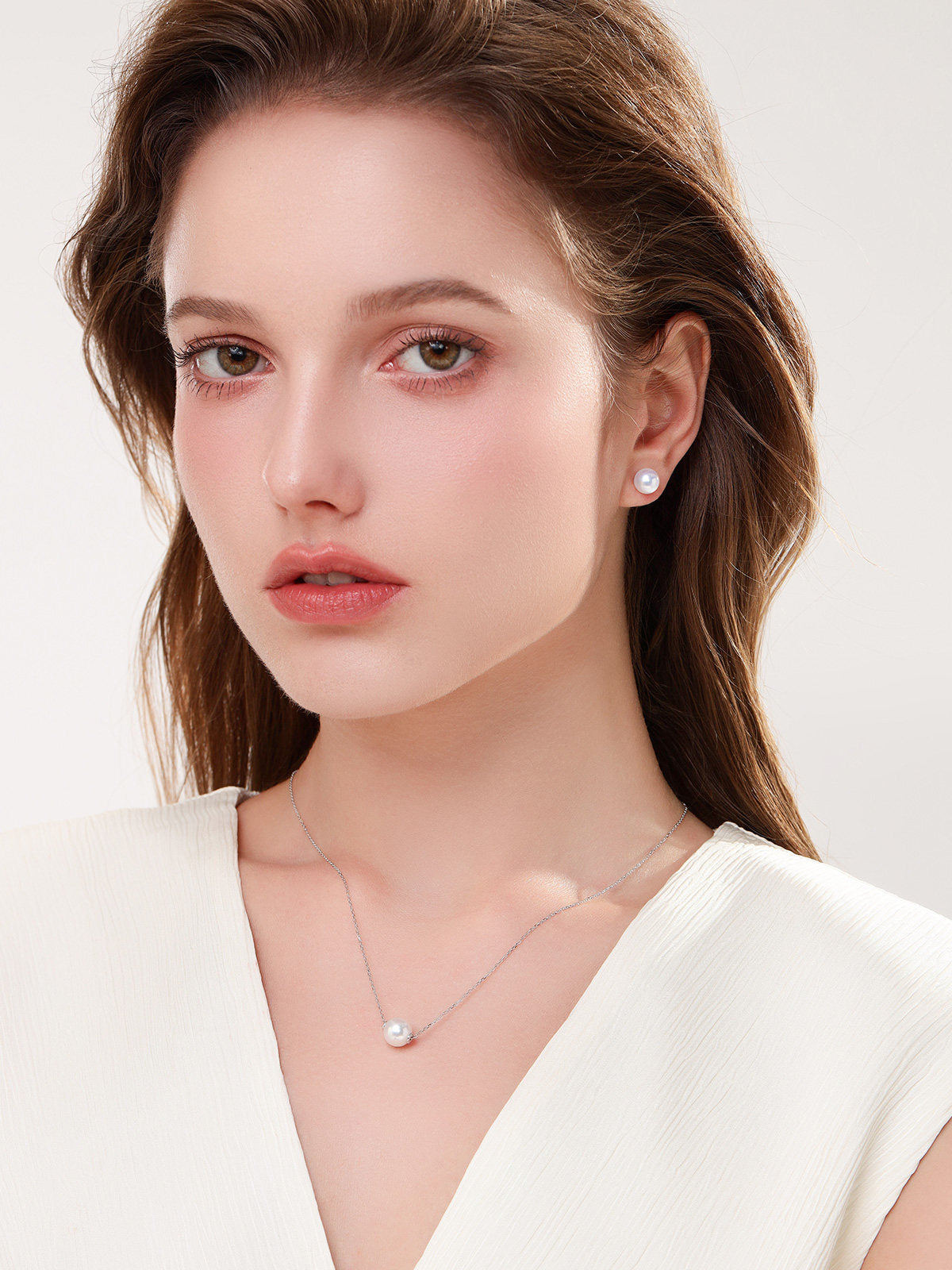Natural Cultured Saltwater Akoya Pearl 18K Gold Necklace