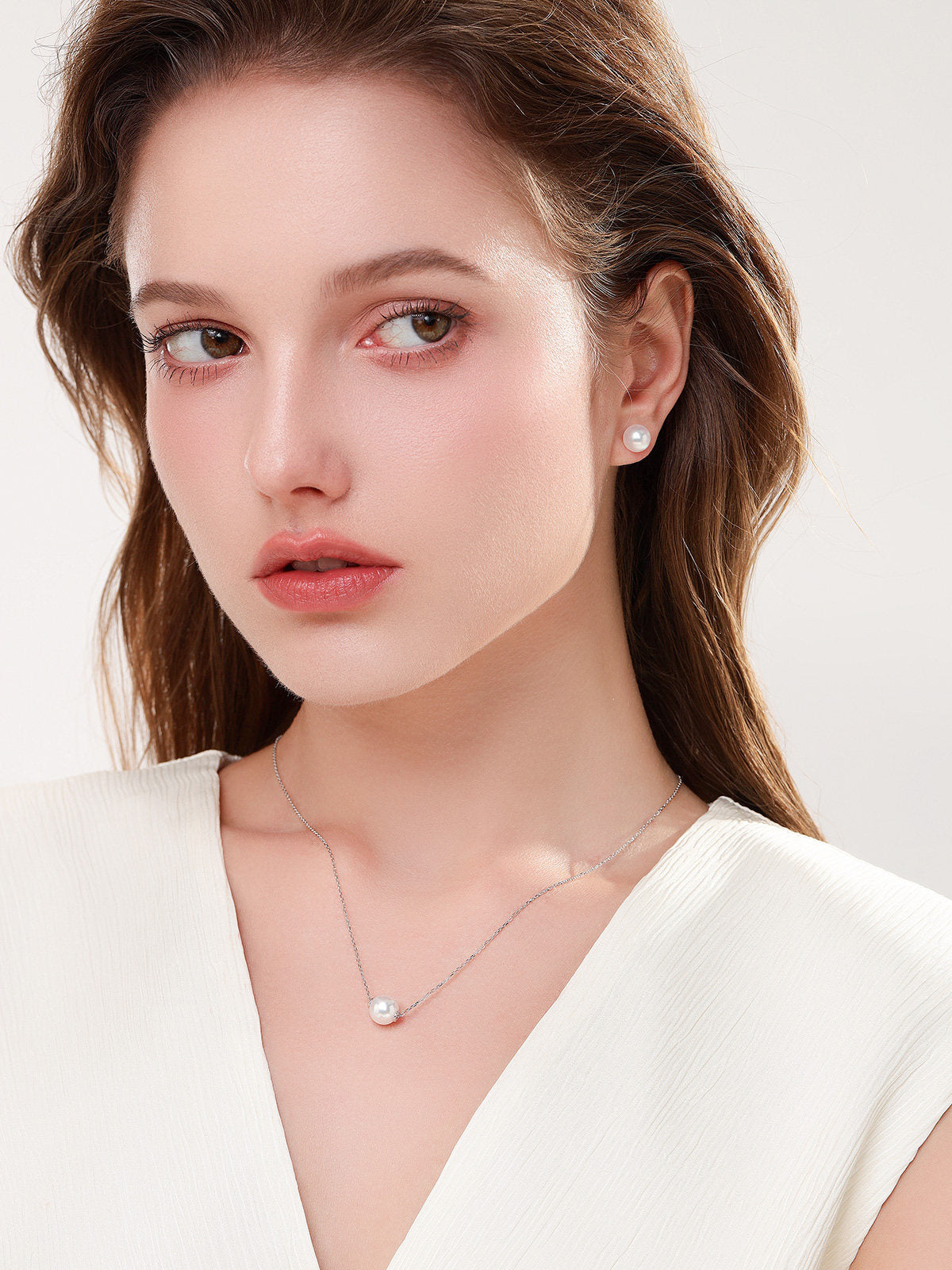 Natural Cultured Saltwater Akoya Pearl 18K Gold Necklace